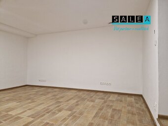 Prenájom pre pestrú ponuku služieb pešia zóna Šaľa 200 m2 al - 9