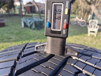 245/45 r19 celorocné pneu - 9