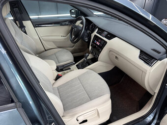 Škoda Octavia Combi 2.0 TDI Ambition DSG - 9