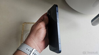 Apple iPhone 12 tmavý 64GB - 9