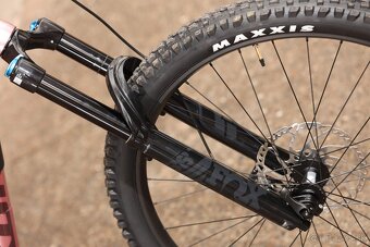 NOVÉ nikdy nejeté TOP enduro kolo Kona Process X / koal 29 e - 9