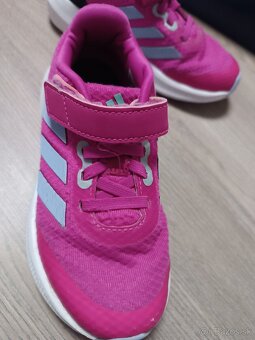 Predám detské tenisky Adidass v. 29 - 9