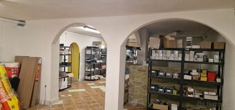 Vlastna Budova za cenu bytu - 9