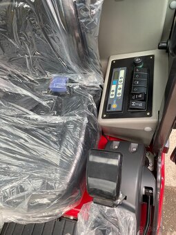 Bager Xiniu 20T motor Kubota D 1105 - 9