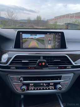 BMW 750Li x-drive - 9