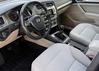 Volkswagen Golf 1.6TDI 77KW ACC,NAVI,PANO - 9