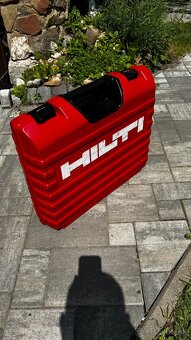 Plynová klincovačka Hilti GX120 - 9