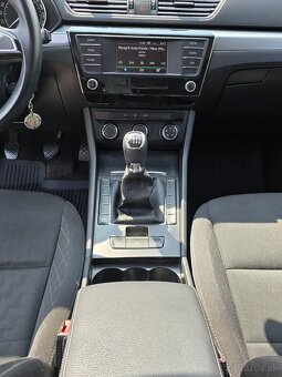Predám Škoda Superb 1.6 TDI 88kw M6 - 9