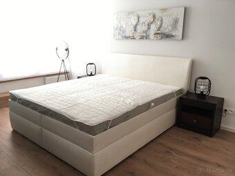 Luxusný 4i byt s fínskou saunou, 60m2 terasou a 3 státia - 9