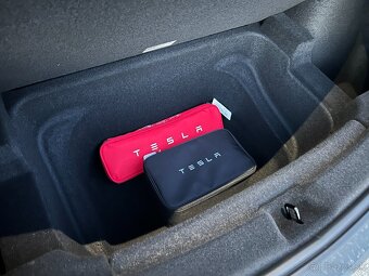 Predám TESLA MODEL Y JUNIPER LONG RANGE SKLADOM BEZ ČAKANIA - 9