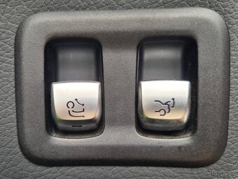 Mercedes GLC 350D, AMG - nadštandartná výbava - 9