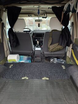 TOYOTA LAND CRUISER LJ 73 - 9