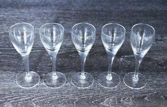 Kvalitné slovenské brúsené sklo a štamperliky - 9