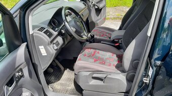 Predám volkswagen touran 2,0 TDI - 9