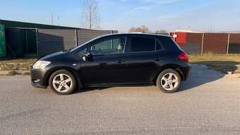 Toyota Auris 2.0 D-4D - 9