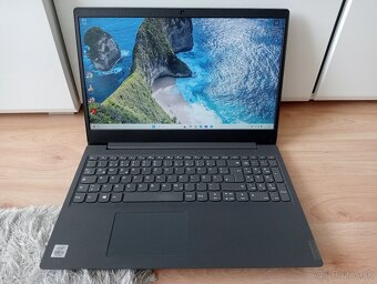 predám Lenovo V15-IIL / Intel core i5 / 20gb ram / WIN 11 - 9
