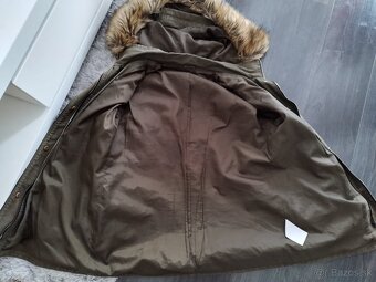 Bunda s kapucňou M/L - 9