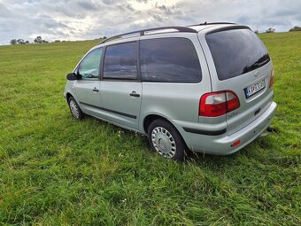 Ford Galaxy, Seat Alhambra, Wolkswagen Sharan - 9