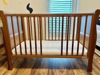 Detská postieľka Nobleo Vintage, prebaľovací pult, bariérka - 9