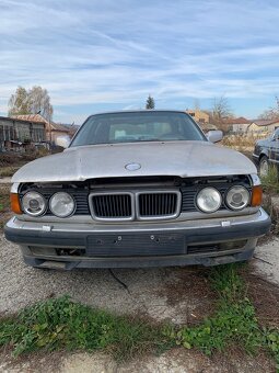 Rozpredam bmw e32 750iL - 9