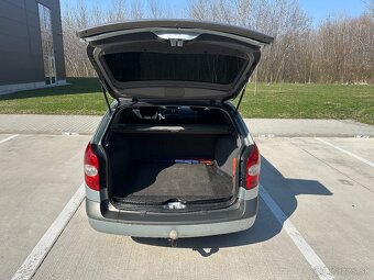 RENAULT LAGUNA II 1,9 dCi 88 kW - 9