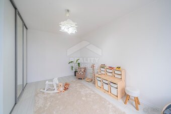 3i chyžka, dve loggie, Okružná - 9