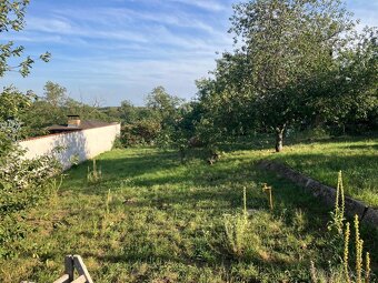 Predaj stavebný pozemok 733 m², Svätý Júr – rodinný dom - 9