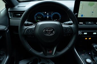 Toyota RAV4 2.5 Hybrid e-CVT GR Sport AWD, možný odpočet DPH - 9