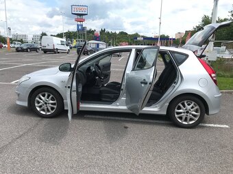 Hyundai i30 1.4 CVVT Comfort - 9