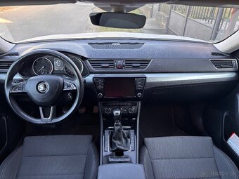 Škoda Superb kombi - 9