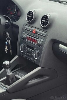 Audi A3 8P 1.6 FSI 140tisíc km S line - 9