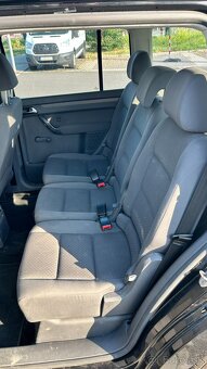 Volkswagen touran 1,9 TDI r.v. 2006 - 9