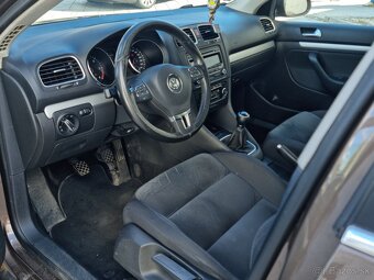 Volkswagen Golf Variant - 9