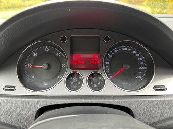 ✅VW PASSAT 1.9tdi limuzina - 9