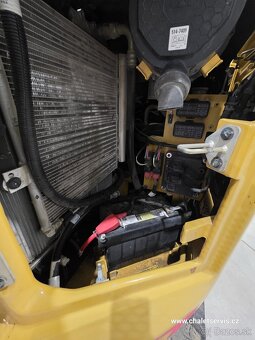 Pásový bagr CAT 308 CR, rok výroby 2019, 2803 mth, 3x lžíce - 9