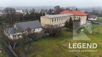 Stavebný pozemok Čata 1105 m2, tichá bočná ulička, všetky s - 9