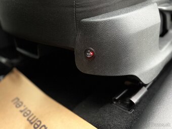 Škoda Octavia Combi 1.6 TDI Elegance - 9