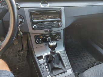 Vw passat variant 2,0tdi - 9