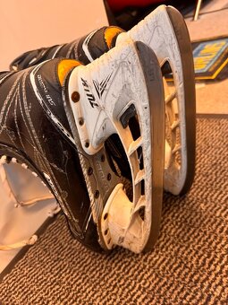 BRUSLE BAUER SUPREME 1S , vel. 44,5/9 EE - 9