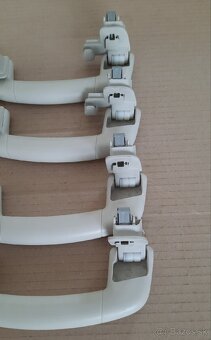 rozpredám interiér Passat B8 - 9