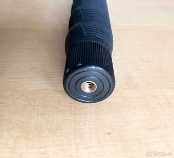 Selfie tyč YUNTENG 188 + držiak na telefón - 9