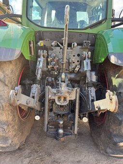 Traktor Fendt 724 Vario - 9