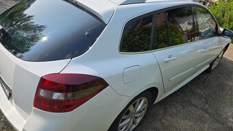 Renault Laguna Grandtour 2.0 dCi 150k Black Edition - 9