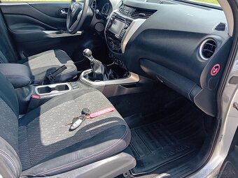 Nissan Navara DoubleCab dCi 160 Tekna - 9