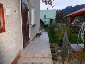 Nižšia cena - Prenájom -2 izb. byt v RD na Záskalí. - 9