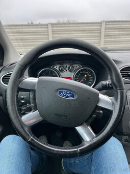 Predám Ford Focus 2.0 TDCI Combi - 9