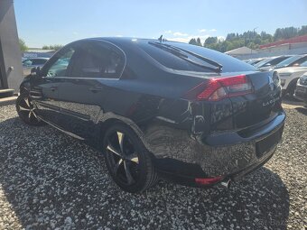 Renault Laguna 2.0 dCi 180k Bose - 9