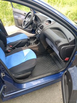Peugeot 206 - 9