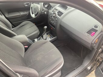 Renault Megane 1.5 dCi Dynamique Confort - 9