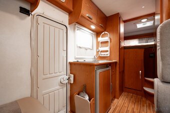 Autokaravan Ford Rimor - 9